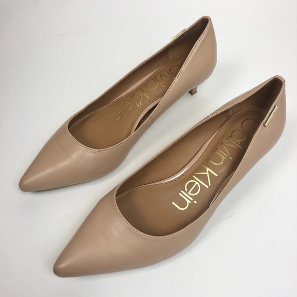 calvin klein women's gabrianna pumps